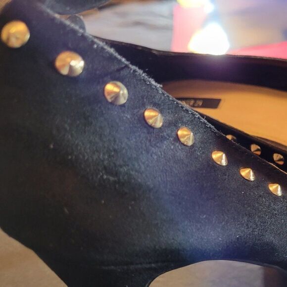 FOREVER 21 ROCKTUD POINTED TOE WOMEN"S STILETTOS PUMP - Picture 11 of 14